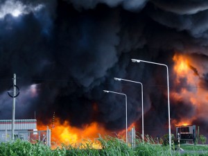 Incendio en la planta de Aceitera Martínez en San Jerónimo